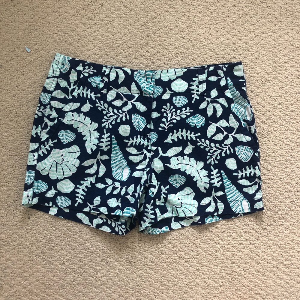 Light and dark blue vineyard vines shorts